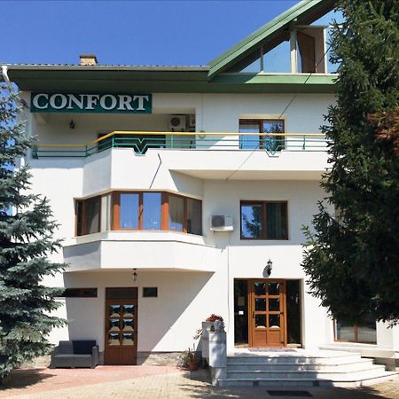 Pensiunea Confort Scheia Ngoại thất bức ảnh